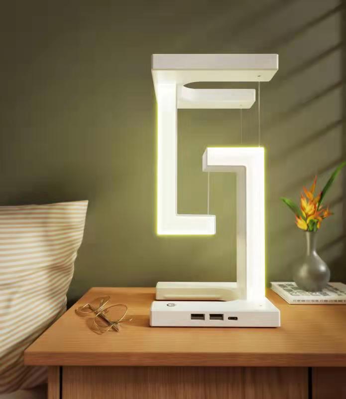 Creative Smartphone Suspension Table Lamp